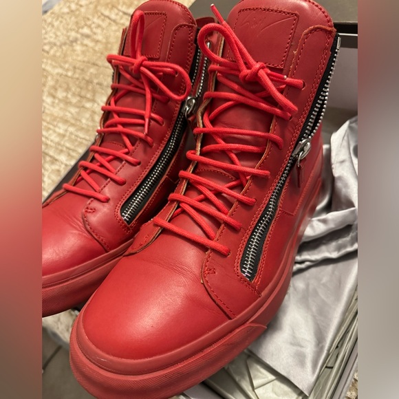 “Giuseppe”men’s US 12 authentic sneaker - Picture 6 of 8